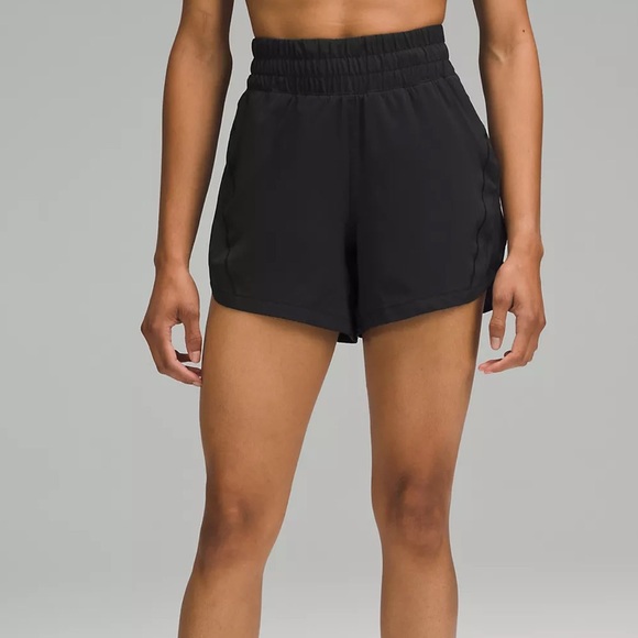 Lululemon Track That High-Rise 5” lined shorts. Black size 10 - Picture 3 of 3
